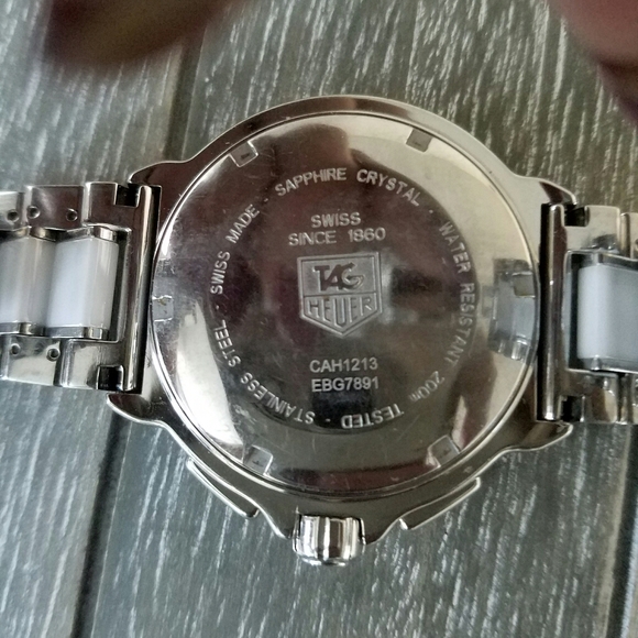 TAG HEUER Formula 1 Chronograph with Diamonds! - Picture 5 of 8